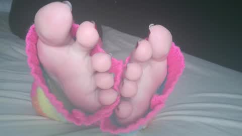 Viv West online show from 02-05-25, 08:11