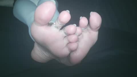 Viv West online show from 02-25-25, 08:47