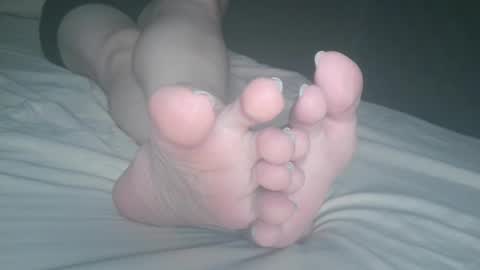 Viv West online show from 03-05-25, 03:08