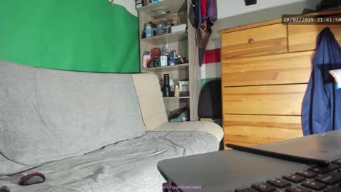 Virg Lszl online show from 02-28-25, 08:39