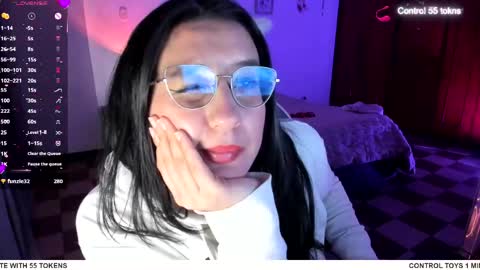 Snapshot of tellme_maddie chatting on 05-27-26, 01:57 Maddie online show from 05-27-26, 01:57