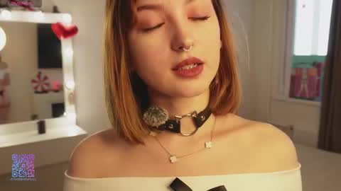 Sarah     online show from 02-16-26, 08:10