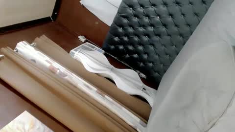 EVA GLASSCOTT online show from 12-05-24, 02:31