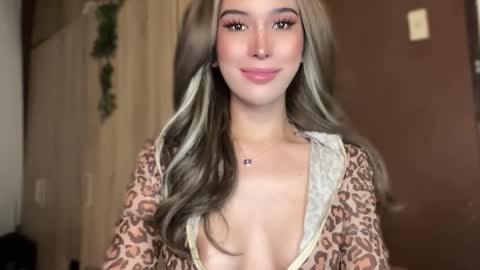 EVA GLASSCOTT online show from 03-11-25, 12:33