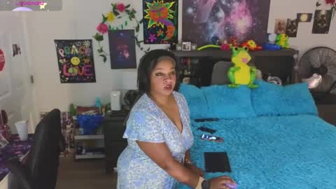 Snapshot of temptressbeauty24 chatting on 09-14-25, 08:52 Gaia online show from 09-14-25, 08:52