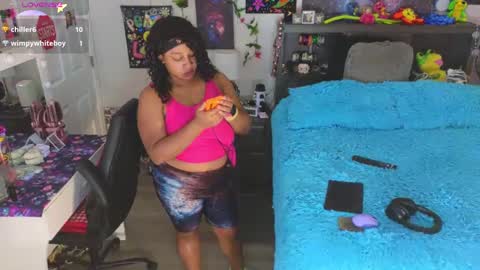 Snapshot of temptressbeauty24 chatting on 09-17-25, 08:43 Gaia online show from 09-17-25, 08:43