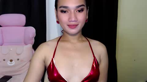 TransGoddessZhandria online show from 05-16-26, 04:31