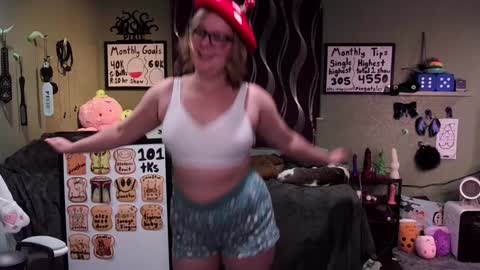 Snapshot of ten_tickle_pixie chatting on 01-11-25, 02:30 Pixie and Tentacle Overlord online show from 01-11-25, 02:30