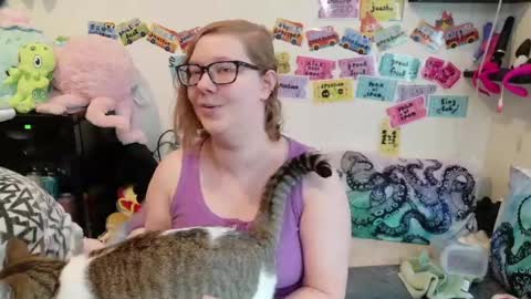 Snapshot of ten_tickle_pixie chatting on 05-27-26, 06:16 Pixie and Tentacle Overlord online show from 05-27-26, 06:16