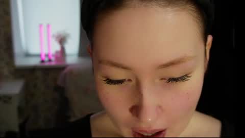 Snapshot of tendre_amelia chatting on 06-17-26, 10:39 tendre_amelia online show from 06-17-26, 10:39