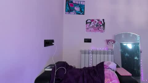 Snapshot of tenebrise chatting on 02-21-26, 09:10 Kira online show from 02-21-26, 09:10