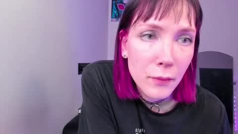 Snapshot of tenebrise chatting on 02-22-26, 08:07 Kira online show from 02-22-26, 08:07