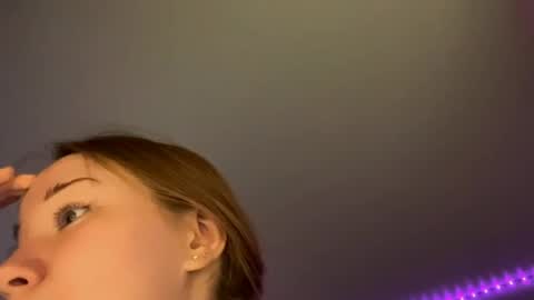 Hello My name is Ida I will be very glad to see you 3 online show from 04-12-26, 06:13