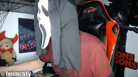 Ty online show from 10-18-25, 03:53