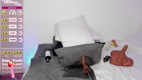 Teo Ferrer online show from 01-31-25, 02:15