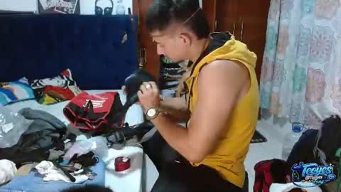 Snapshot of teoyes_ chatting on 06-19-26, 03:11 teoyes_ online show from 06-19-26, 03:11