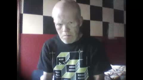 Snapshot of terdy2366 chatting on 11-23-25, 09:25 terdy2366 online show from 11-23-25, 09:25