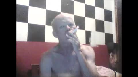 Snapshot of terdy2366 chatting on 11-25-25, 08:58 terdy2366 online show from 11-25-25, 08:58