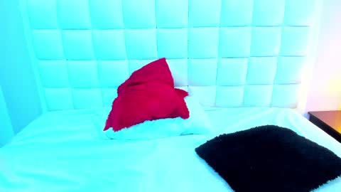 Teresa online show from 01-28-25, 01:59