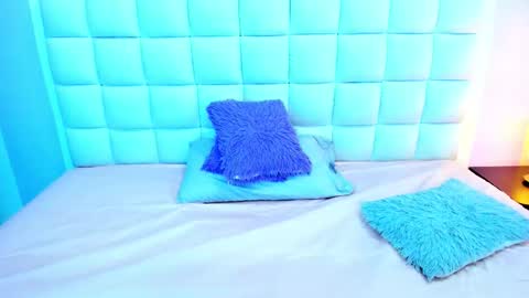 Teresa online show from 09-09-25, 01:54