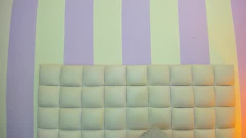 Teresa online show from 11-24-25, 01:33