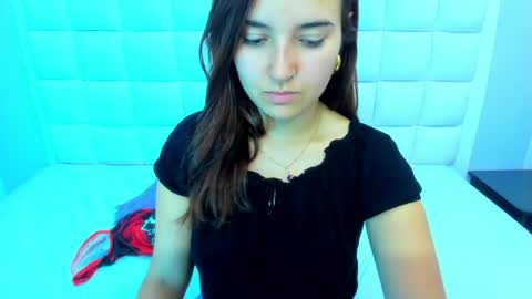 Snapshot of teresasroom_ chatting on 05-26-26, 06:04 Teresa online show from 05-26-26, 06:04