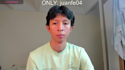 Juanfe  online show from 12-06-24, 04:03