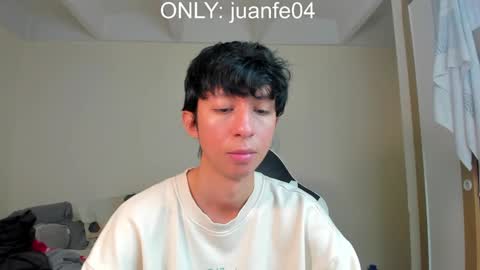 Juanfe  online show from 12-14-24, 01:39