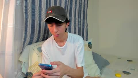 Juanfe  online show from 01-11-25, 05:20