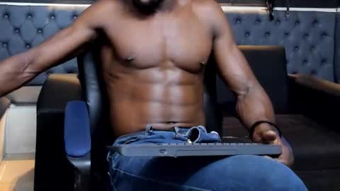 terranze_z online show from 02-13-26, 07:43