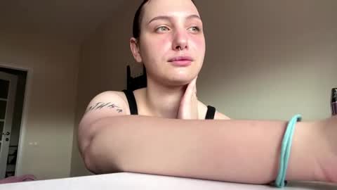 Snapshot of terratrester chatting on 06-24-26, 10:03 Helen online show from 06-24-26, 10:03