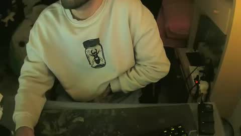 Snapshot of terwosdex chatting on 12-13-25, 11:21 terwosdex online show from 12-13-25, 11:21