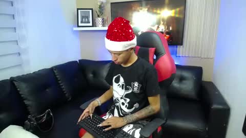 tessachains online show from 12-21-25, 03:57