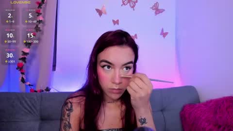 Snapshot of tessafoxie chatting on 06-24-26, 12:26 Tessa foxie online show from 06-24-26, 12:26
