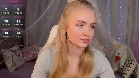 Snapshot of tessahamilton chatting on 01-14-26, 07:14 TessaHamilton online show from 01-14-26, 07:14