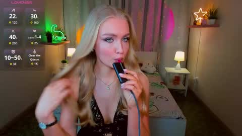 TessaHamilton online show from 02-13-26, 02:35