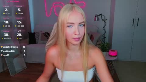 TessaHamilton online show from 07-23-26, 12:03