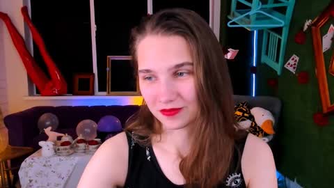 Tessa online show from 09-23-25, 05:32