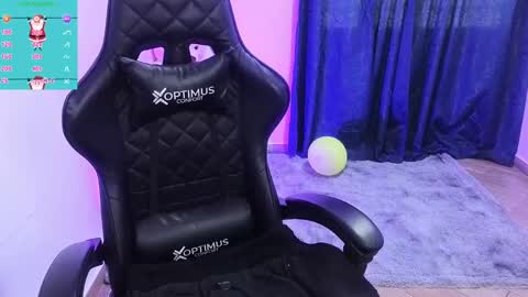 Snapshot of tessawhisnton chatting on 12-18-24, 02:38 Tessy online show from 12-18-24, 02:38