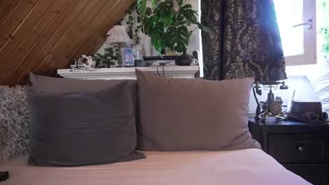 Tessa online show from 07-28-26, 03:21