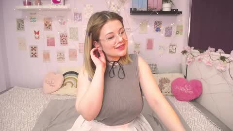 TESSA online show from 01-23-25, 06:06