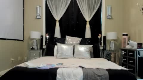 Snapshot of texaspeach69 chatting on 04-19-26, 06:43 peachy online show from 04-19-26, 06:43