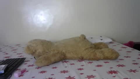 Tyennah online show from 12-19-25, 08:21