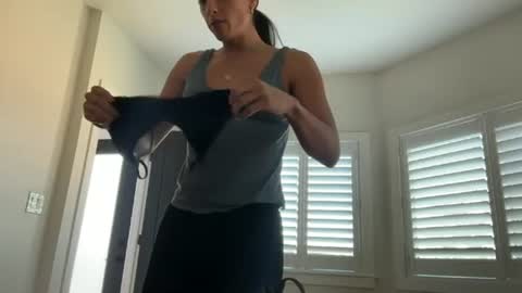 Snapshot of tgirltoesx chatting on 06-19-26, 11:08 babygirlmami online show from 06-19-26, 11:08