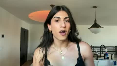 Snapshot of tgirltoesx chatting on 06-20-26, 09:50 babygirlmami online show from 06-20-26, 09:50