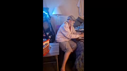 tgrizzthestarseed online show from 04-06-26, 05:52