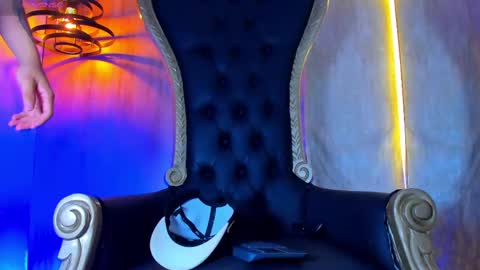 thaddeus king online show from 10-11-25, 11:36