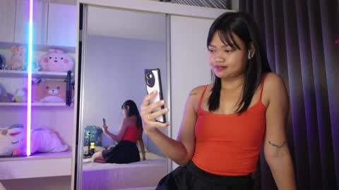 Snapshot of thailand4you chatting on 12-02-24, 12:51 AbbieThai online show from 12-02-24, 12:51