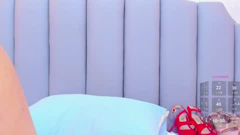 Snapshot of thailycherry chatting on 02-01-25, 11:06 Thaily online show from 02-01-25, 11:06