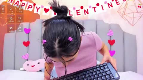 Snapshot of thailycherry chatting on 02-18-25, 10:58 Thaily online show from 02-18-25, 10:58